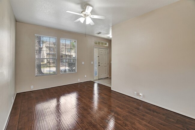 Building Photo - 23624 Wildwood Green Way