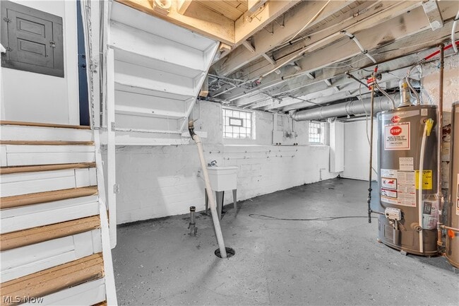 Building Photo - 428 E 148th St