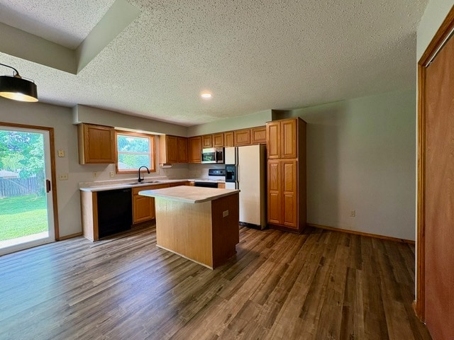 Building Photo - 3955 W Eaglecrest St