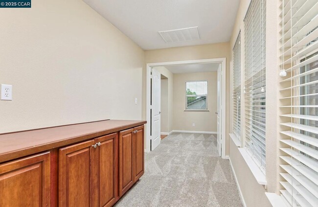 Building Photo - 4874 Snowy Egret Way