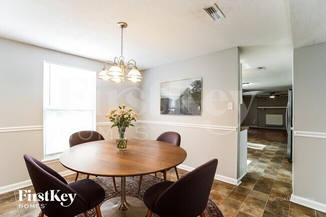 Building Photo - 1940 Winsted Ct