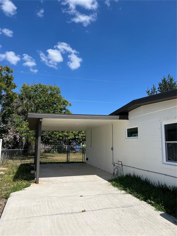 Building Photo - 2304 Ednor St