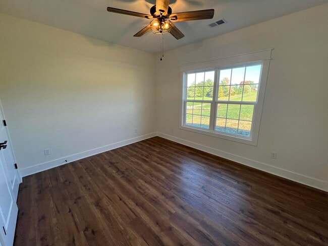 Building Photo - 308 Wolverine Way