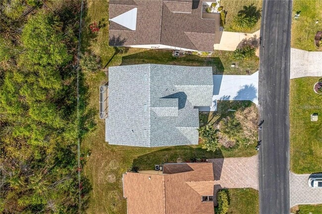 Building Photo - 3832 Sabal Springs Blvd