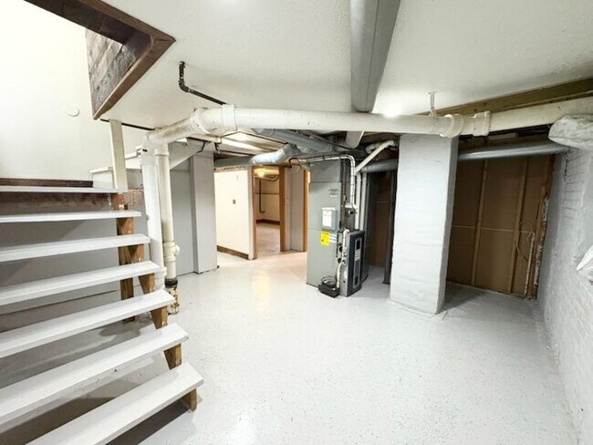 Building Photo - Stunning 3-Bedroom Home with Everything You’ve Been Looking For!