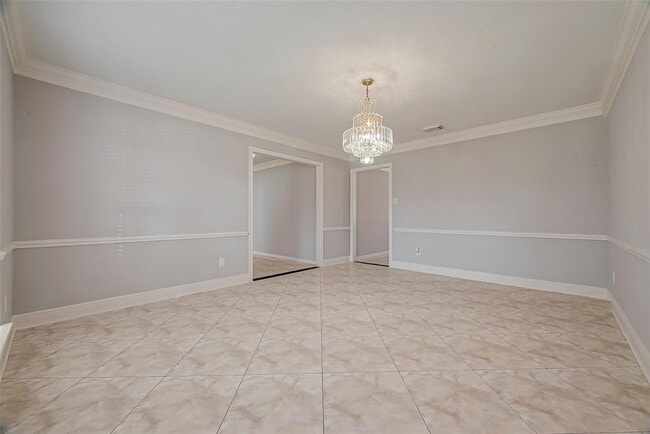 Building Photo - 2112 Limrick Dr