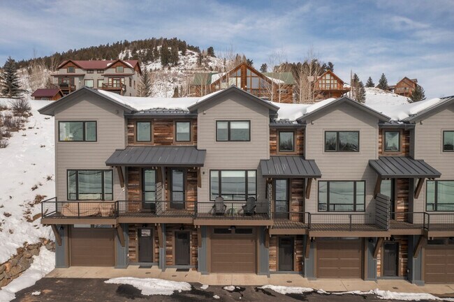 Building Photo - 85 Haverly St