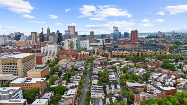 Building Photo - 656 Washington Blvd