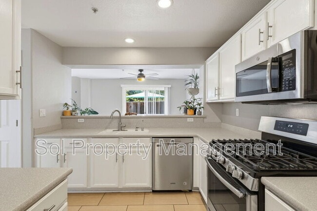 Building Photo - 58 Del Rio Ct