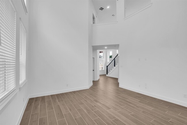 Building Photo - 12846 Meadow Wind Wy