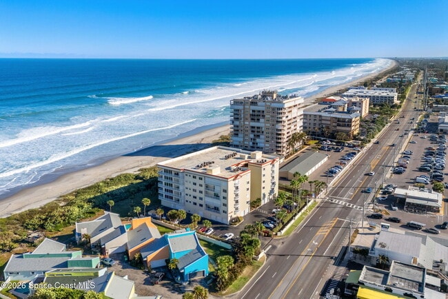 Building Photo - 925 N Hwy A1A