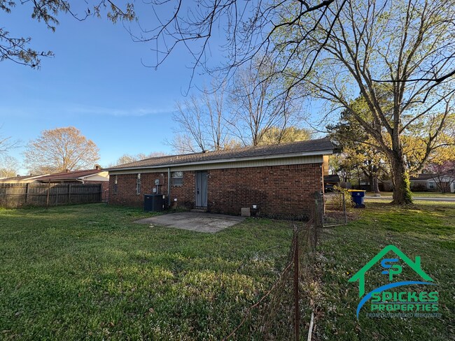 Building Photo - 40 St John St