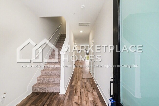 Building Photo - 4009 Norman Dr