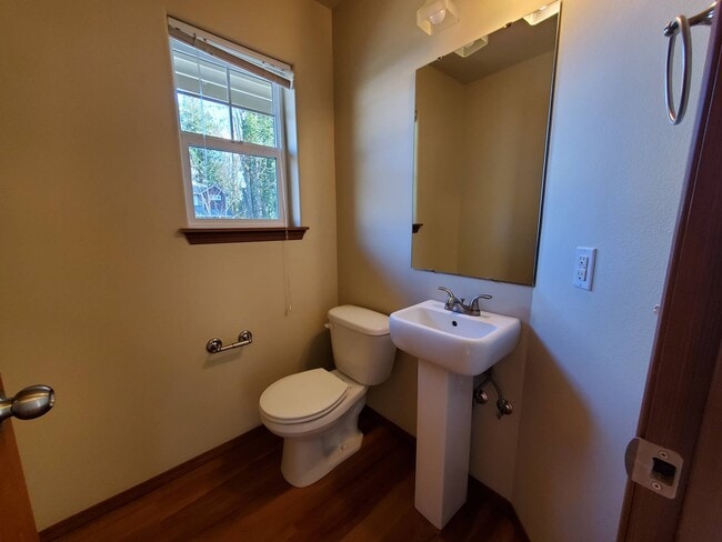 Building Photo - 421 N 3rd Ave SW