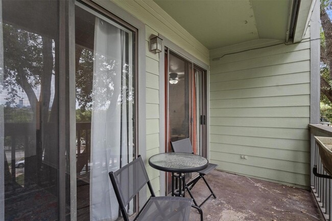 Building Photo - 4500 E Oltorf St