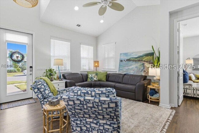 Building Photo - 119 Sandbar Ln