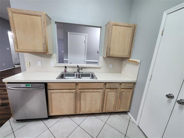 Building Photo - 7556 Ashcroft Cir