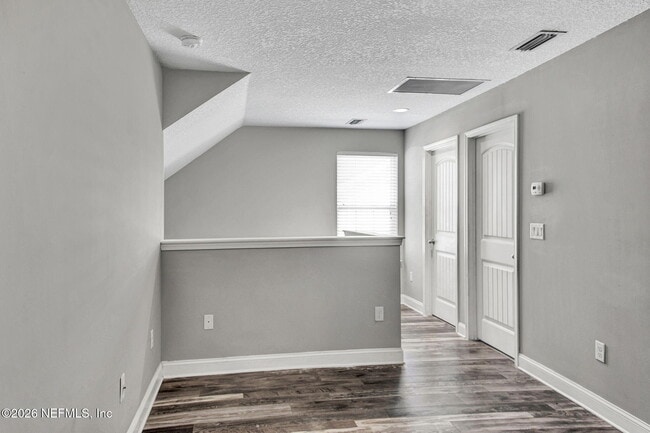 Building Photo - 516 Meldrum Ln