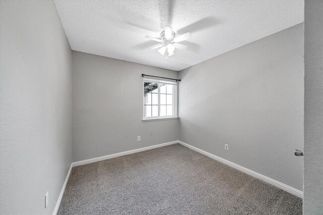 Building Photo - 16906 Pocono Dr