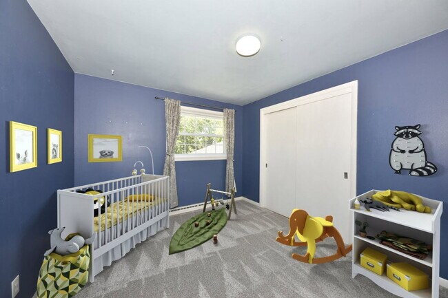 Building Photo - 12475 Elmhurst Pkwy