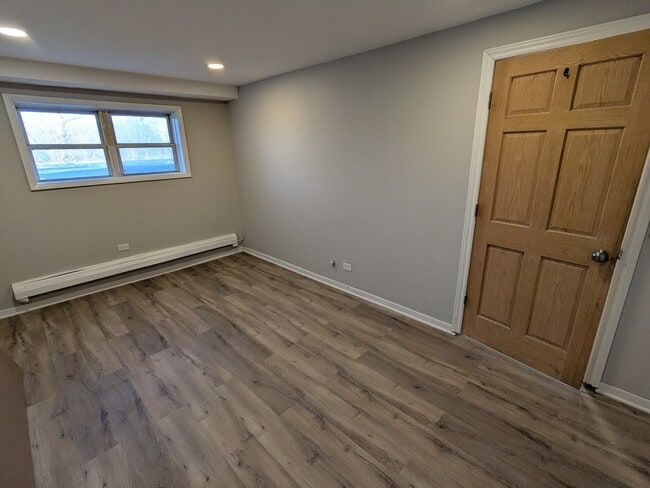 Building Photo - 28600 W Grass Lake Rd