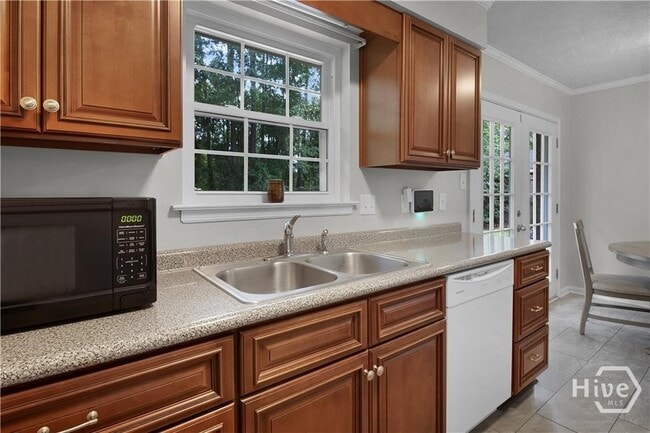 Building Photo - 451 Sandpiper Rd