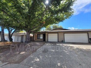 Building Photo - 4814 Mary Kate Dr