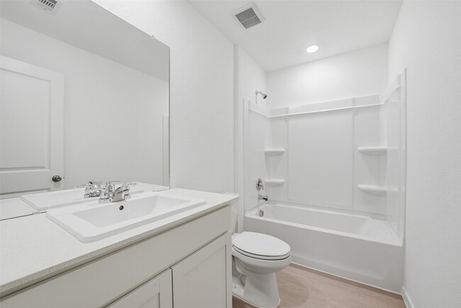 Building Photo - 12048 Noble Wood Vlg Dr