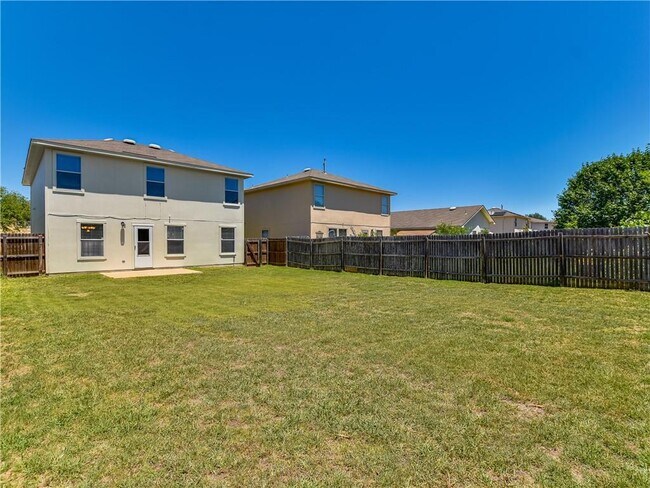 Building Photo - 1172 Shadow Creek Blvd
