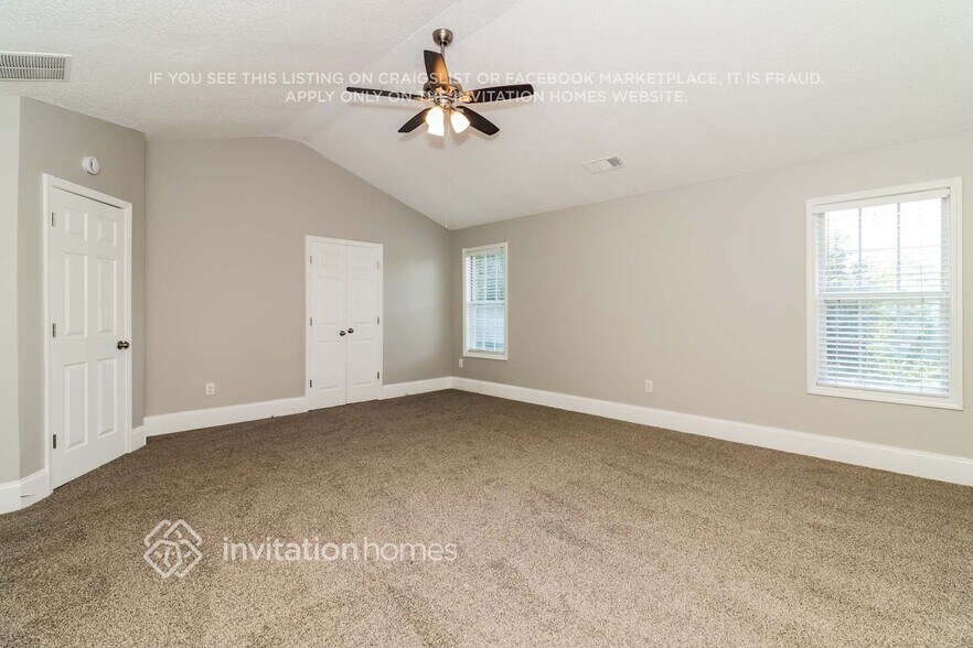 Building Photo - 389 Glenn Eagles Way