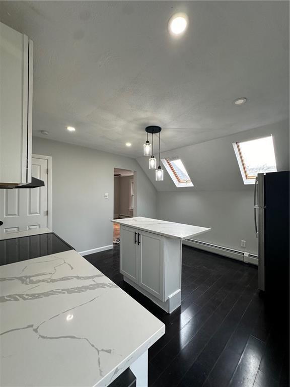 Building Photo - 143 Blackamore Ave