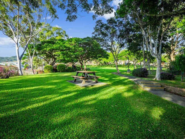 Building Photo - 3138 Waialae Ave