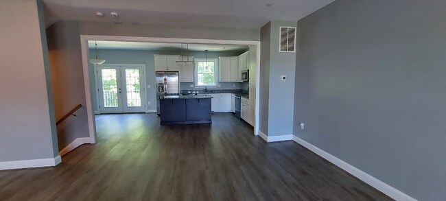 Building Photo - 1056 Rye Dr
