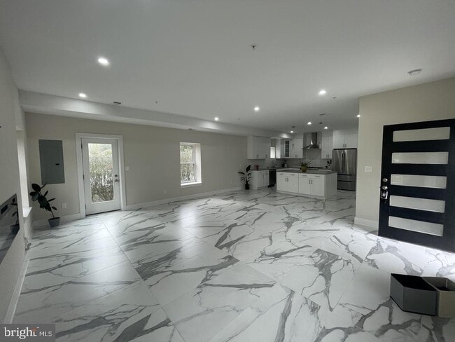 Building Photo - 8618 Jones Mill Rd