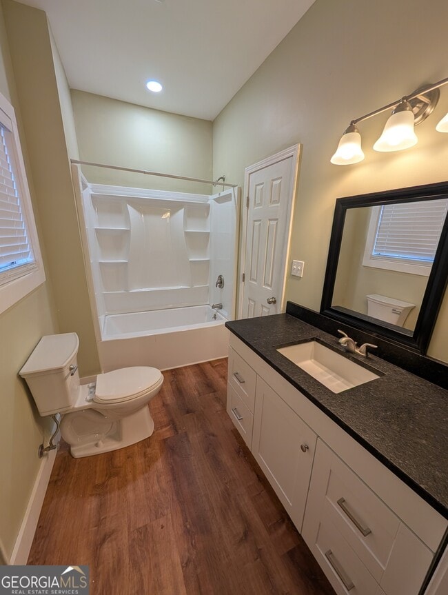 Building Photo - 108 Corinth Rd