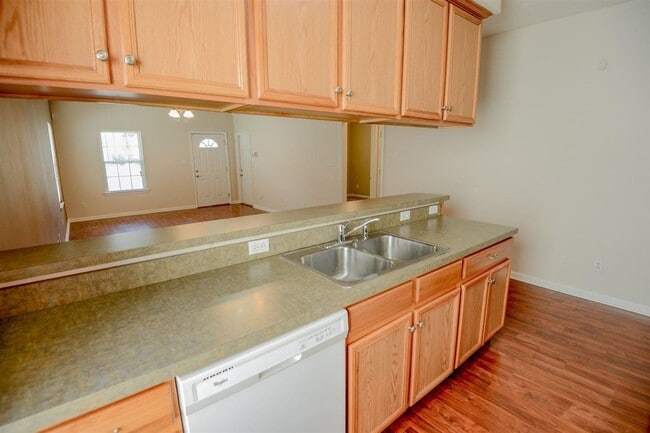 Building Photo - 2116 Bullocks Run Rd