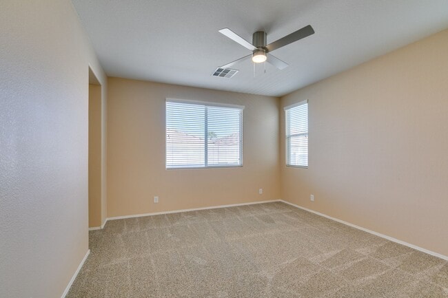 Building Photo - 6290 Majestic Hills Ave