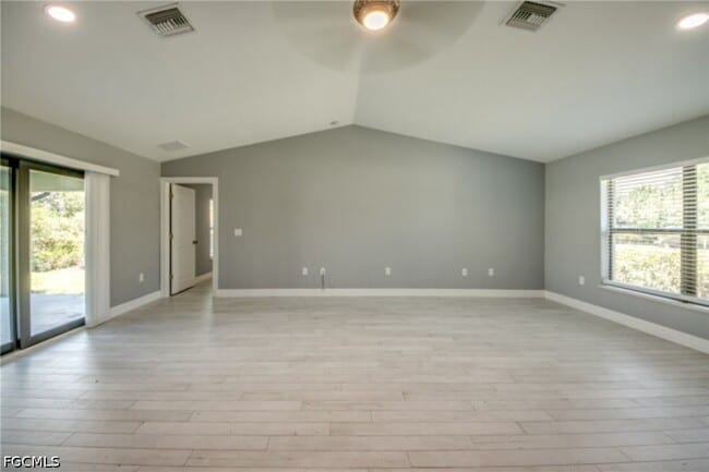 Building Photo - 12866 Iona Rd