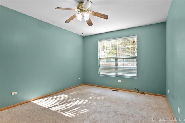 Building Photo - 611 Waterview Ct