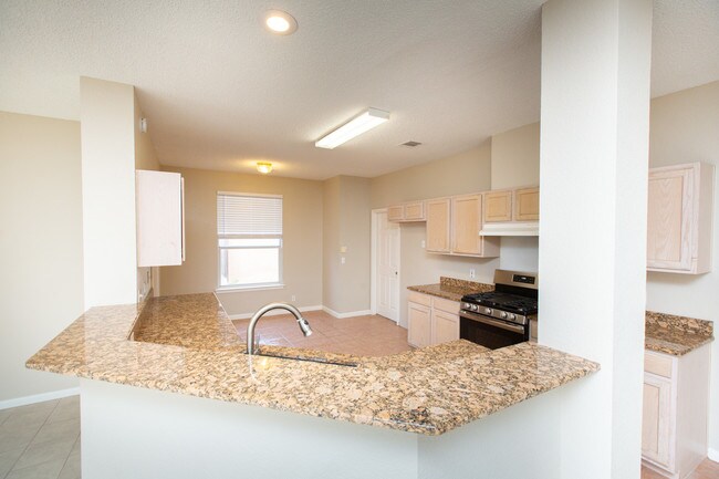 Building Photo - 1628 War Horse Ln