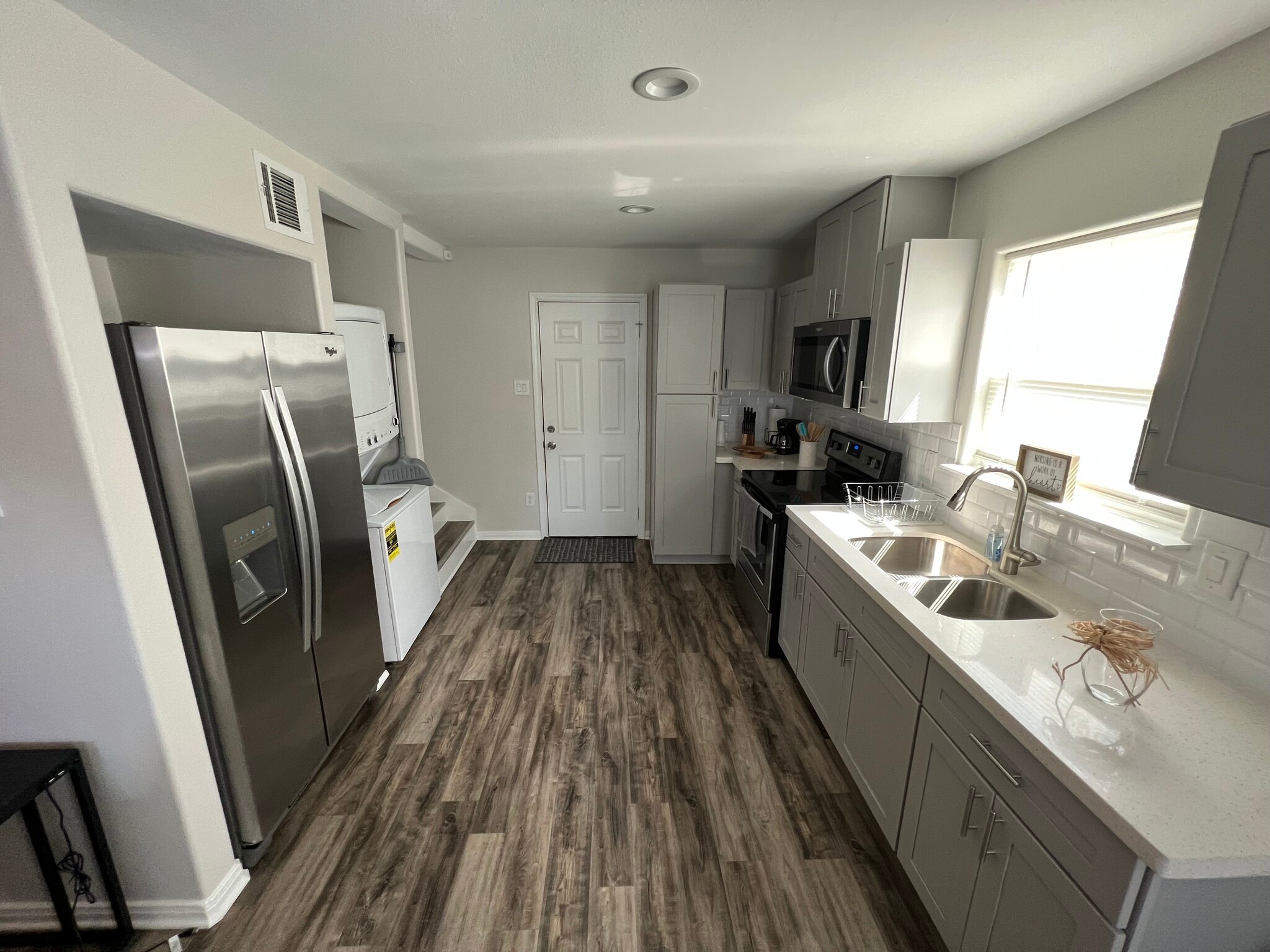 Kitchen - 110 N Burr St