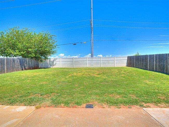 Building Photo - 4917 NW 164th Terrace