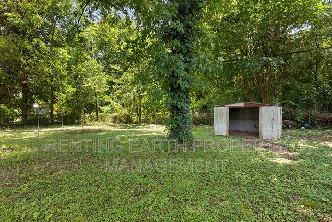 Building Photo - 149 Rose Dr