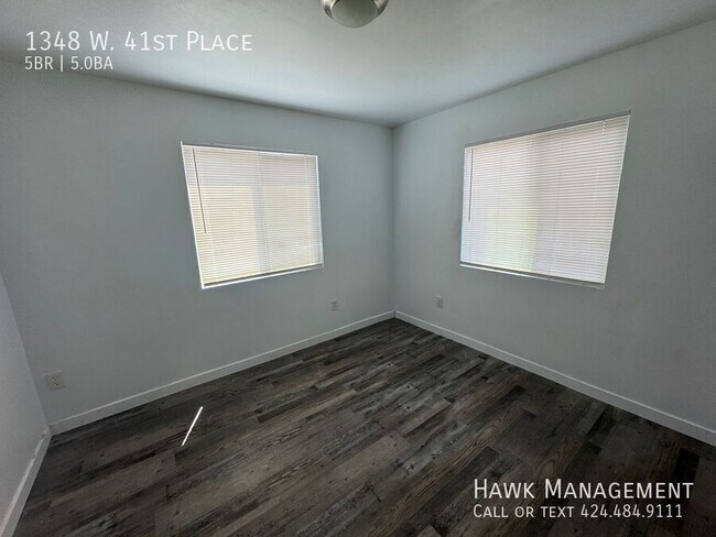Building Photo - 1348 W 41st Pl