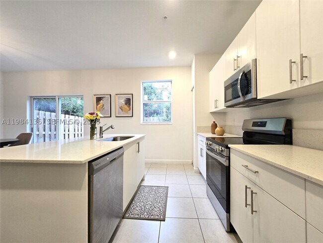 Building Photo - 2761 NW 55th Ave