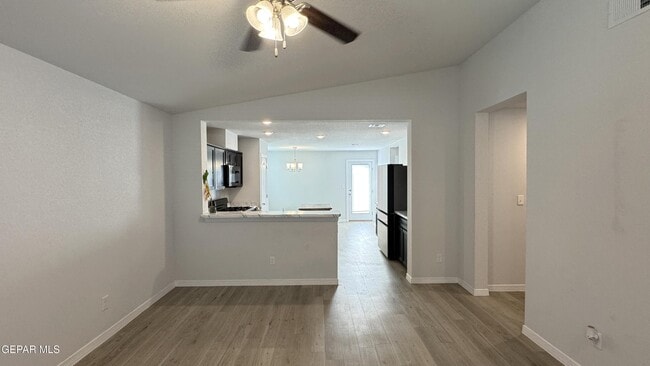 Building Photo - 1033 Candelilla St