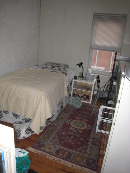 Building Photo - 886 Huntington Ave