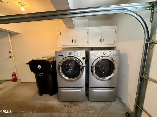 Building Photo - 609 N Monterey St