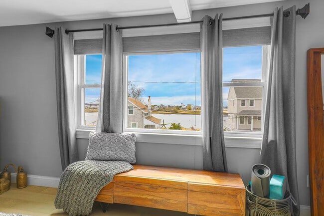 Building Photo - 32 Basin St