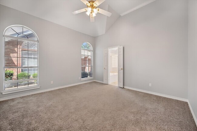 Building Photo - 2313 Ragland Rd